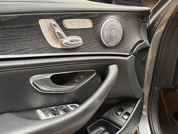 Mercedes-Benz E220 d 17 of 21