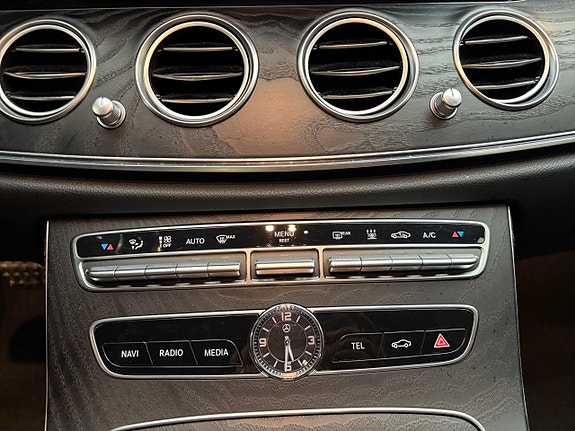 Mercedes-Benz E220 d 18 of 21