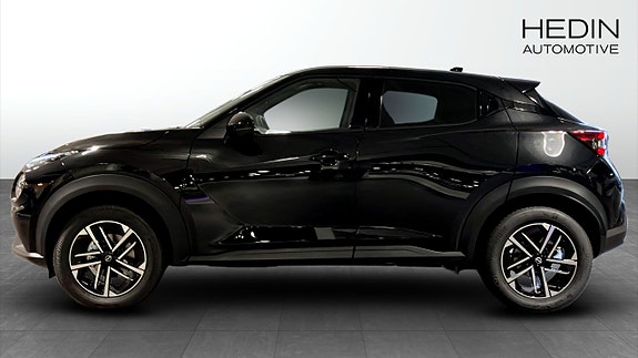 Nissan Juke 3 of 12