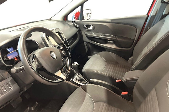 Renault Clio 10 of 25