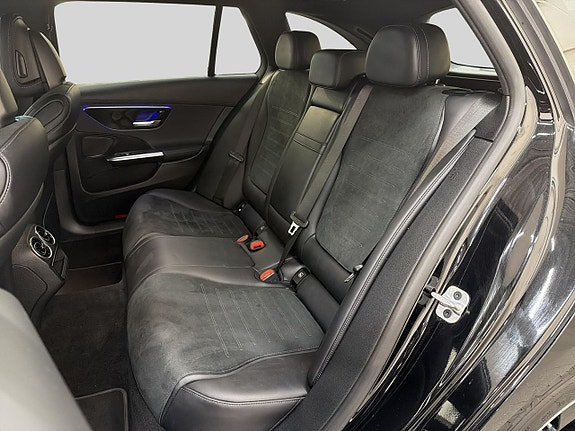 Mercedes-Benz C300 15 of 29