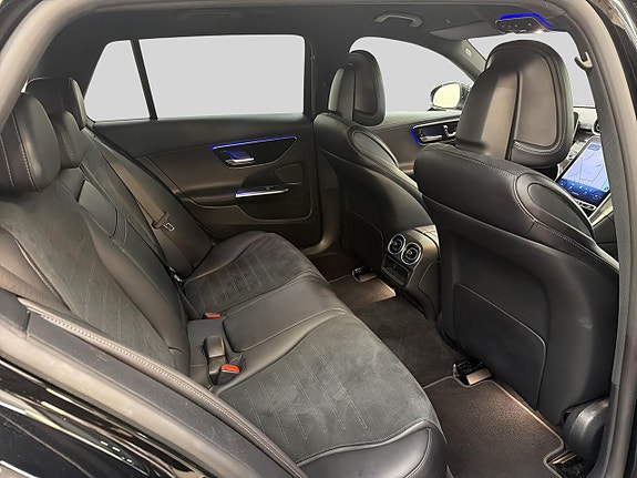 Mercedes-Benz C300 16 of 29