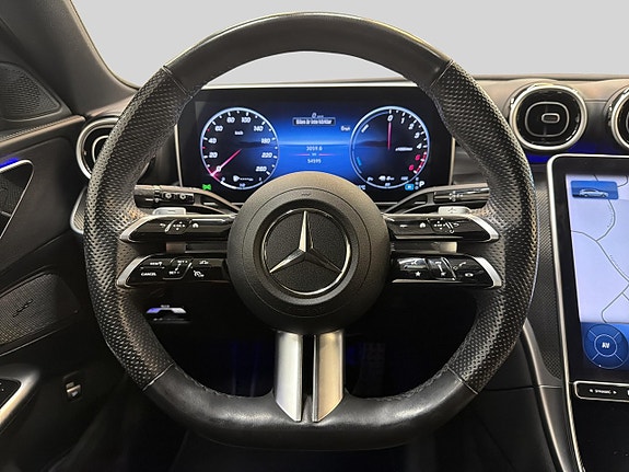 Mercedes-Benz C300 11 of 29