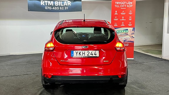 Ford Focus 5 of 15