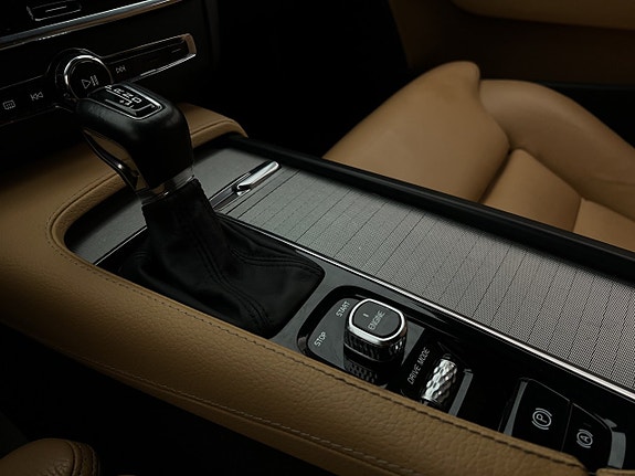 Volvo V90 27 of 30