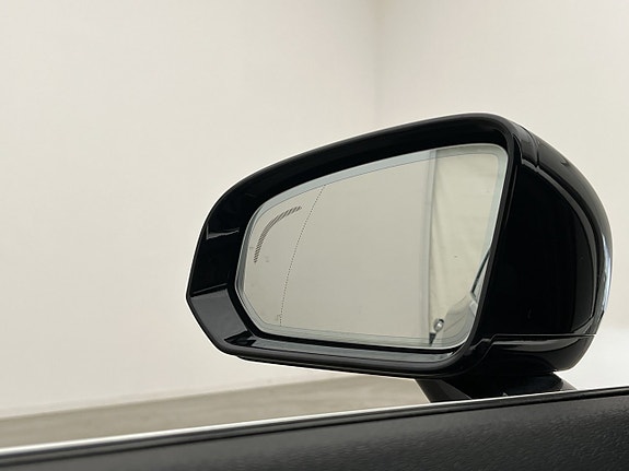 Volvo V90 11 of 30