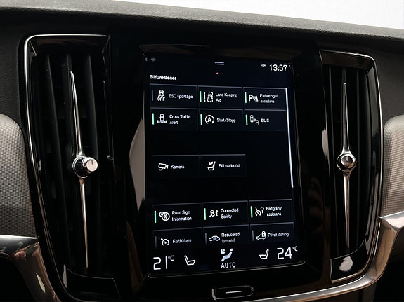 Volvo V90 23 of 30