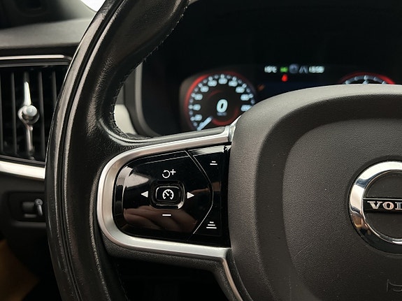 Volvo V90 17 of 30