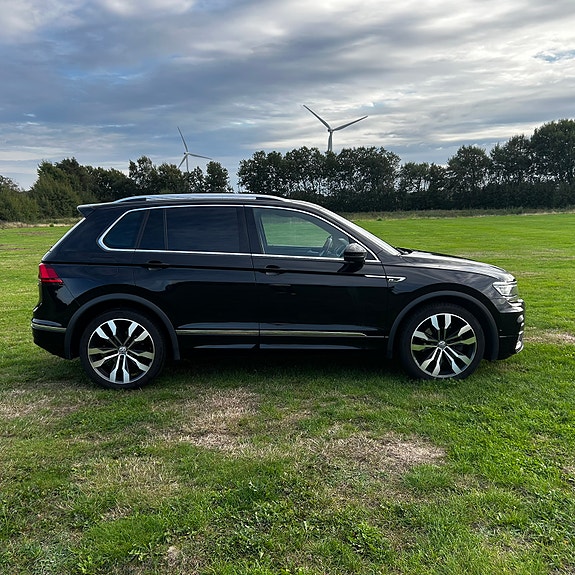 Volkswagen Tiguan 3 of 10