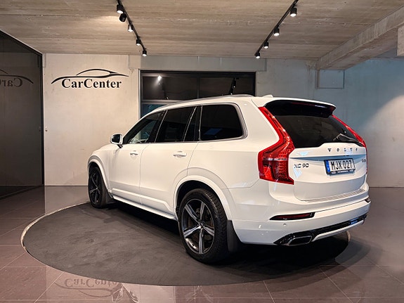 Volvo XC90 7 of 30