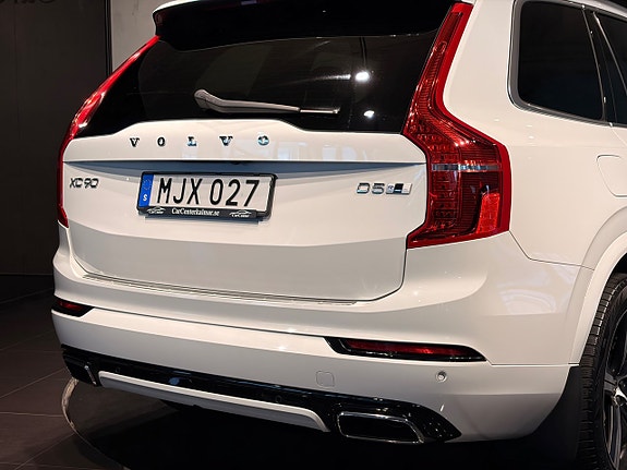 Volvo XC90 8 of 30