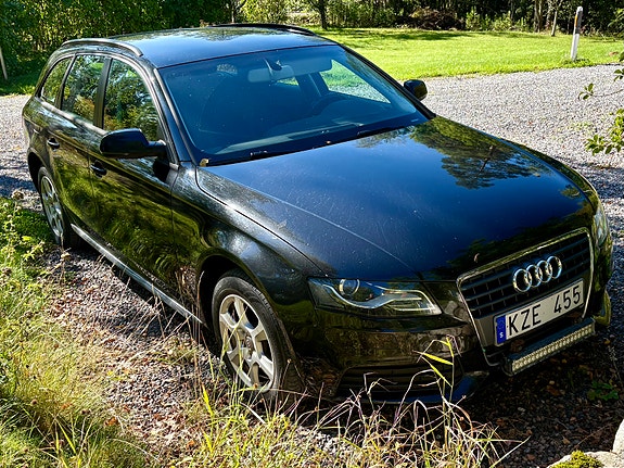 Audi A4 2 of 6