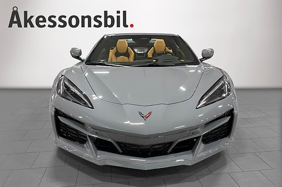 Chevrolet Corvette 3 of 22