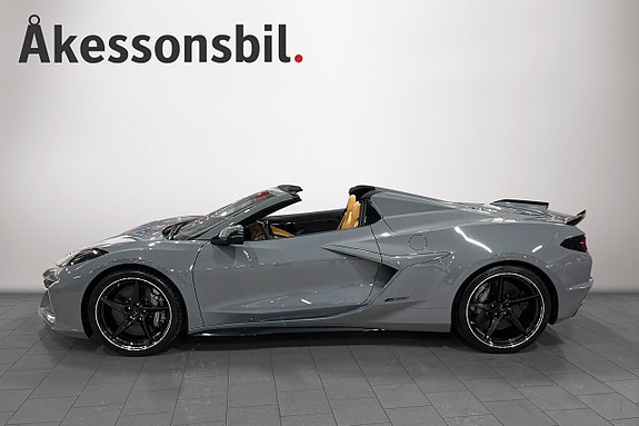 Chevrolet Corvette 5 of 22