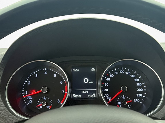 Volkswagen Polo 13 of 24