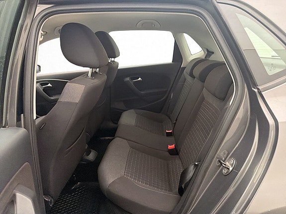 Volkswagen Polo 20 of 24