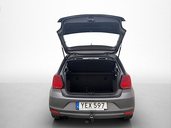 Volkswagen Polo 12 of 24