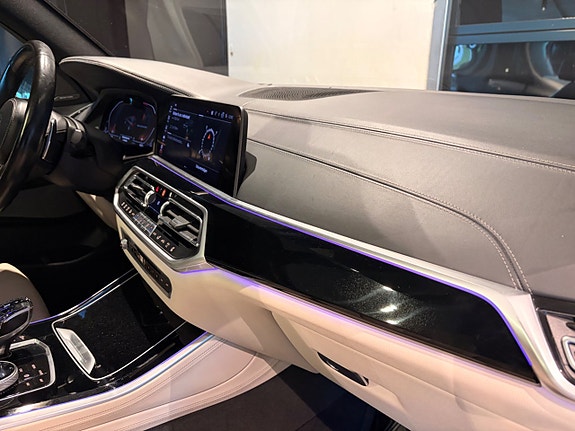 BMW X5 11 of 22