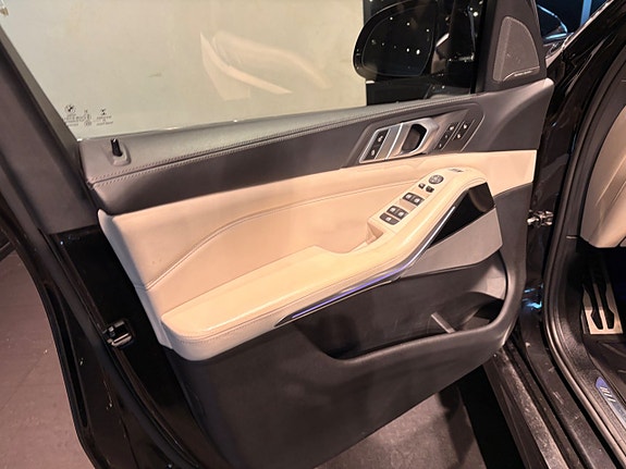 BMW X5 22 of 22