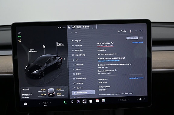 Tesla Model Y 9 of 27
