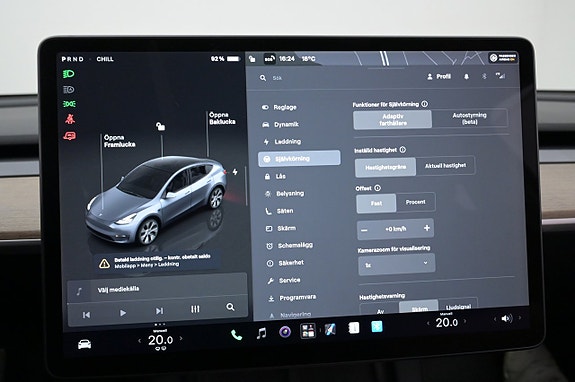 Tesla Model Y 15 of 27