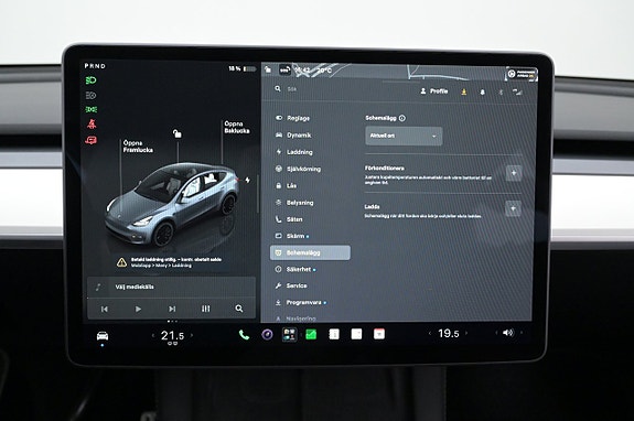Tesla Model Y 12 of 27