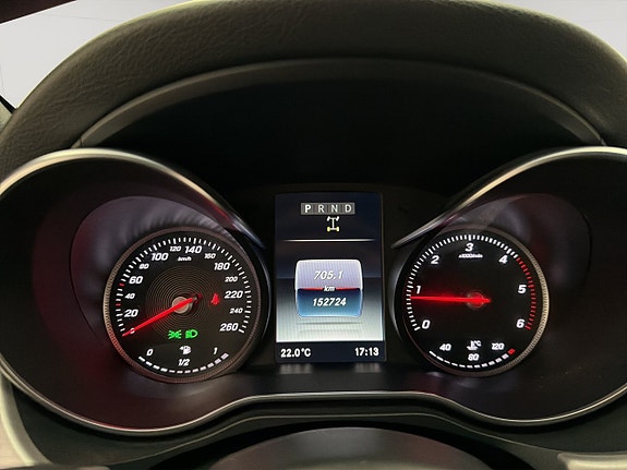 Mercedes-Benz X250 d 18 of 30