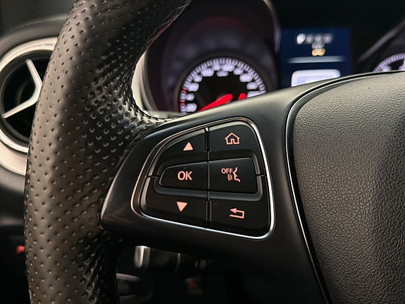 Mercedes-Benz X250 d 17 of 30