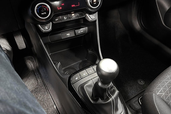 Kia Picanto 12 of 14