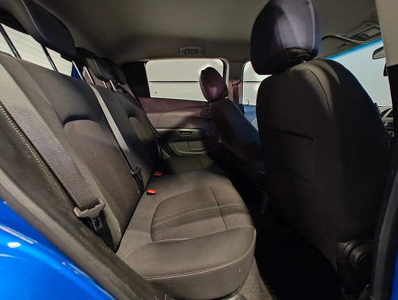 Chevrolet Aveo 7 of 13