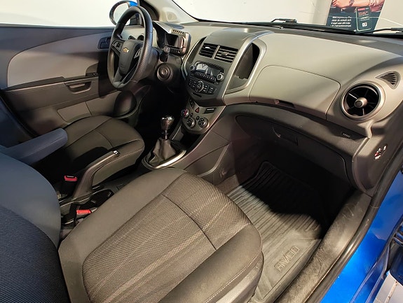 Chevrolet Aveo 9 of 13