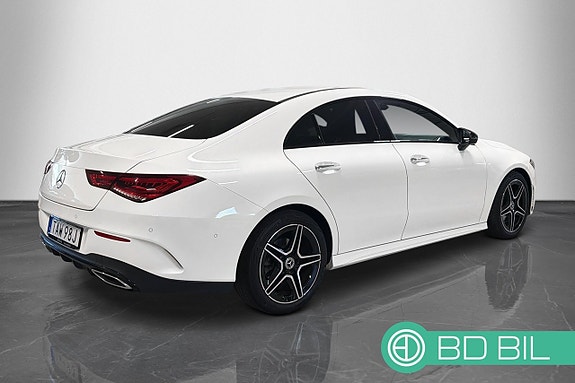 Mercedes-Benz CLA200 4 of 19