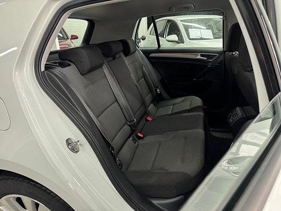 Volkswagen Golf I 21 of 25