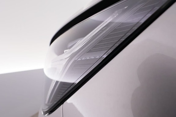 Volvo XC40 24 of 30