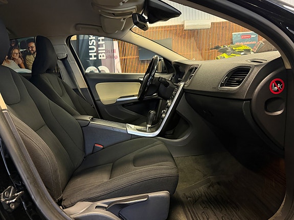 Volvo S60 7 of 20