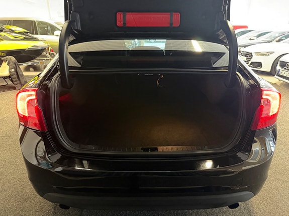 Volvo S60 10 of 20