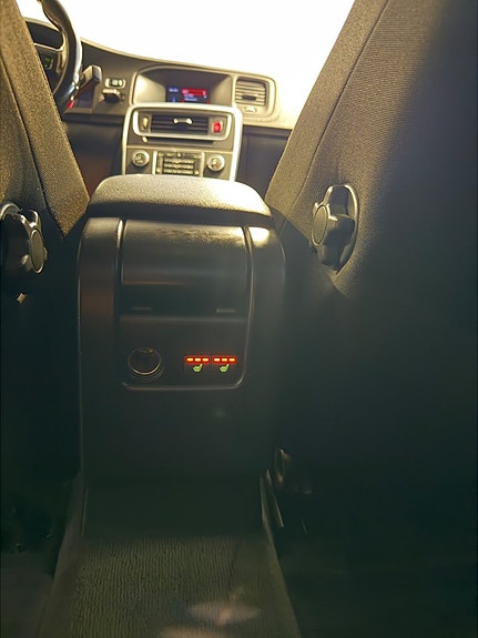 Volvo S60 13 of 20
