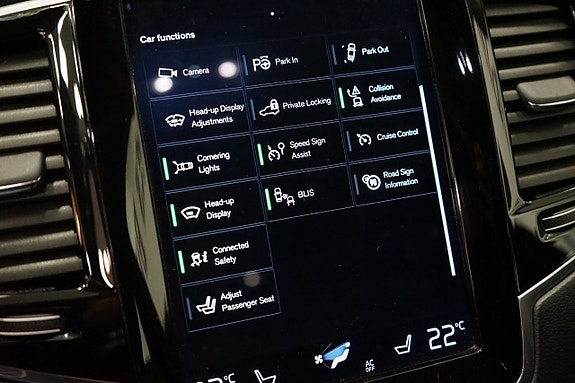 Volvo XC90 23 of 25