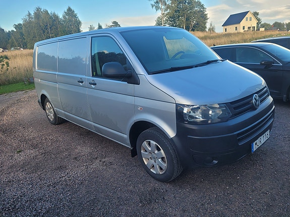 Volkswagen Transporter 3 of 16
