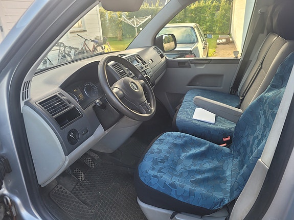 Volkswagen Transporter 6 of 16