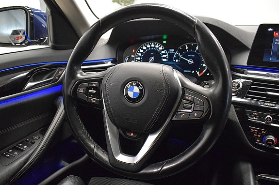 BMW 520d 13 of 30