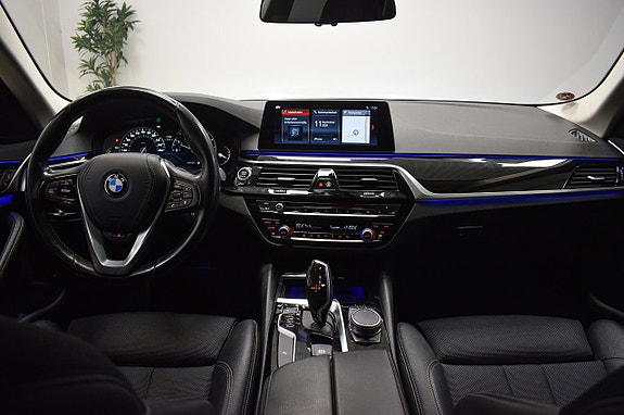 BMW 520d 11 of 30