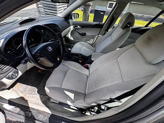 Saab 9-3 6 of 9