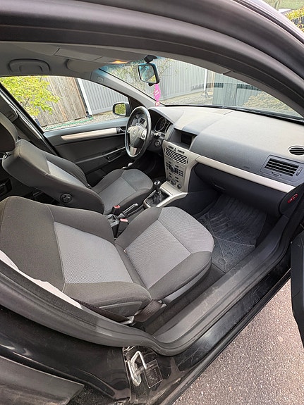 Opel Astra 7 of 12