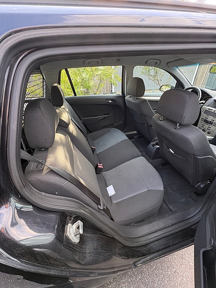 Opel Astra 5 of 12