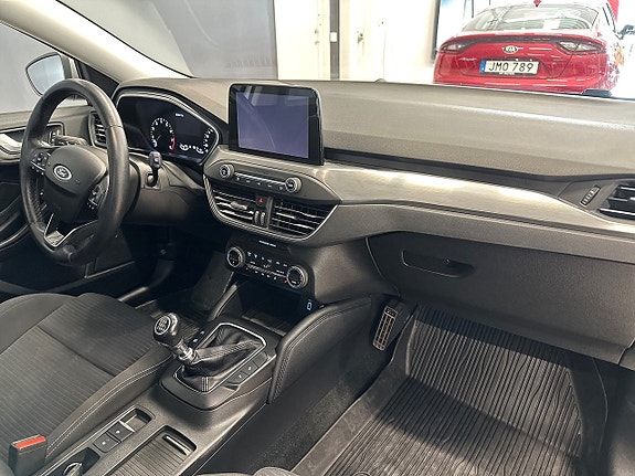 Ford Focus 9 of 20