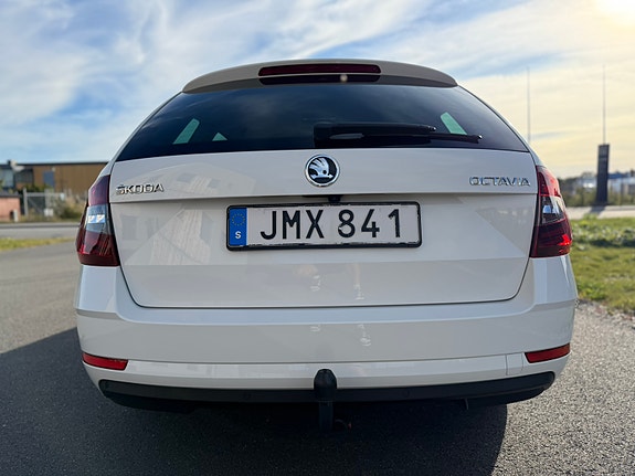 Skoda Octavia 4 of 8
