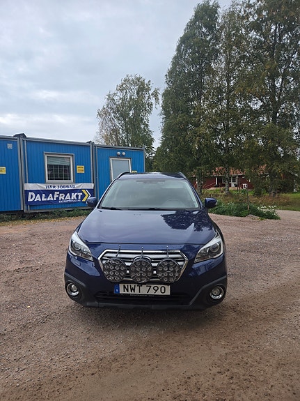 Subaru Outback 2 of 14