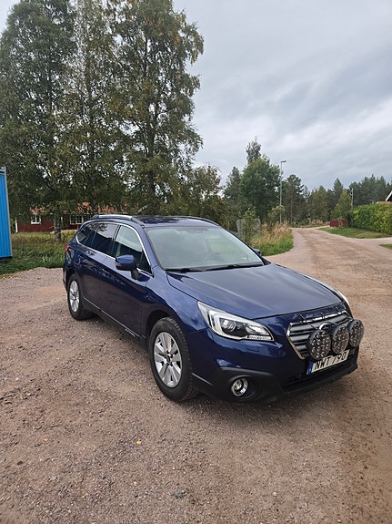 Subaru Outback 3 of 14