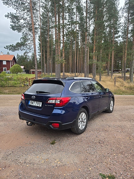 Subaru Outback 5 of 14